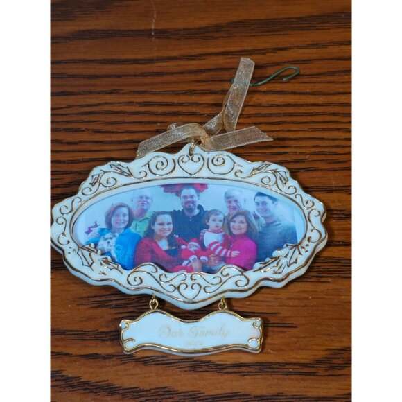 Hallmark Keepsake Ornament "Our Family" 2004 Porcelain Frame With Ribbon Hanging - Picture 4 of 7